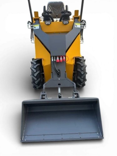 Miniładowarka MLR240B Interbauer (5).jpg